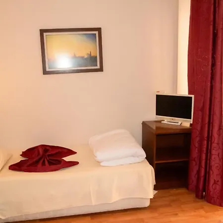Astoria Park & Concept Hotel