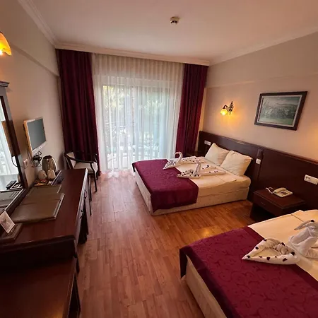 Astoria Park & Concept Hotel 4*