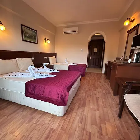 Astoria Park & Concept Hotel